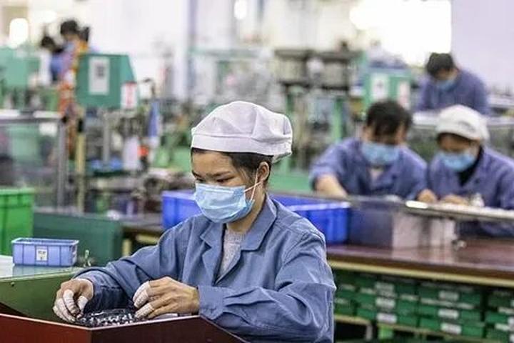 Từ 5 mẫu áo mùa hè hoàn hảo nhất đến chiến lược content: Hotspot Matrix chia sẻ